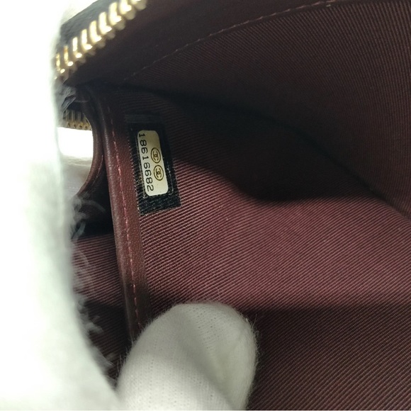 Chanel CC Black Quilted Zip Around Wallet - Picture 8 of 9